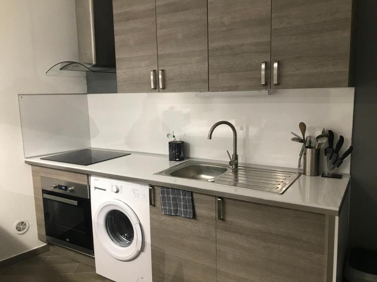 Studio Centre Ville كاستيلان المظهر الخارجي الصورة
