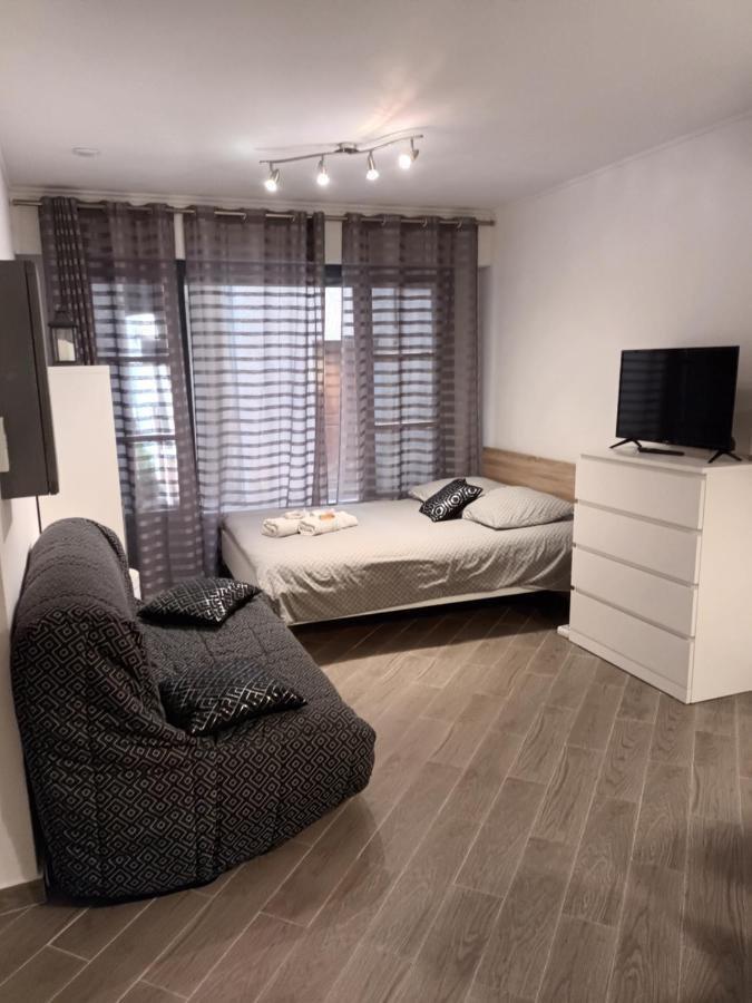 Studio Centre Ville كاستيلان المظهر الخارجي الصورة